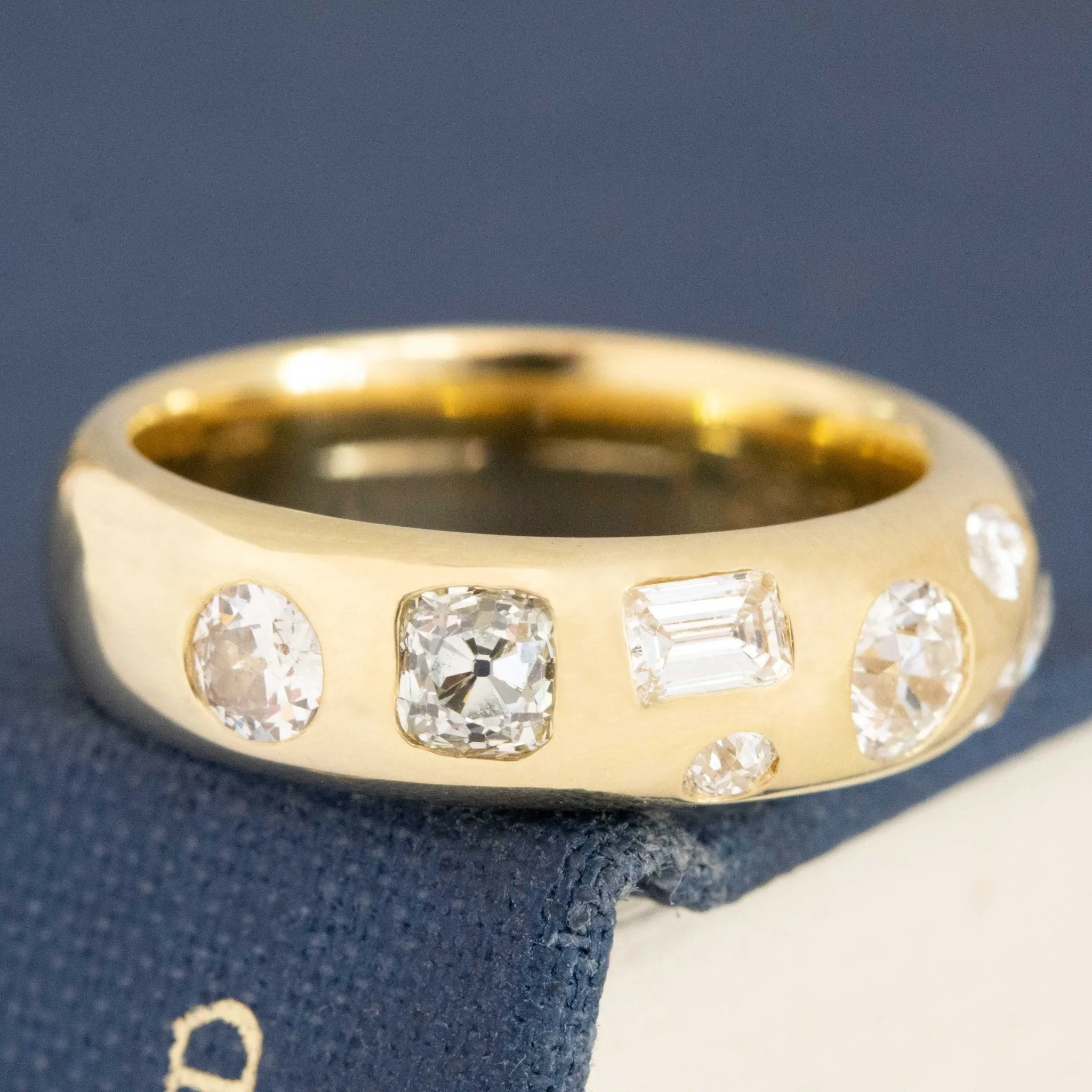 1.26ctw Mixed Cut Diamond Scatter Band