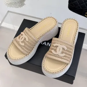 CC Mesh Hollow Chain Double C Thick-Soled Slippers 70mm Beige 265649