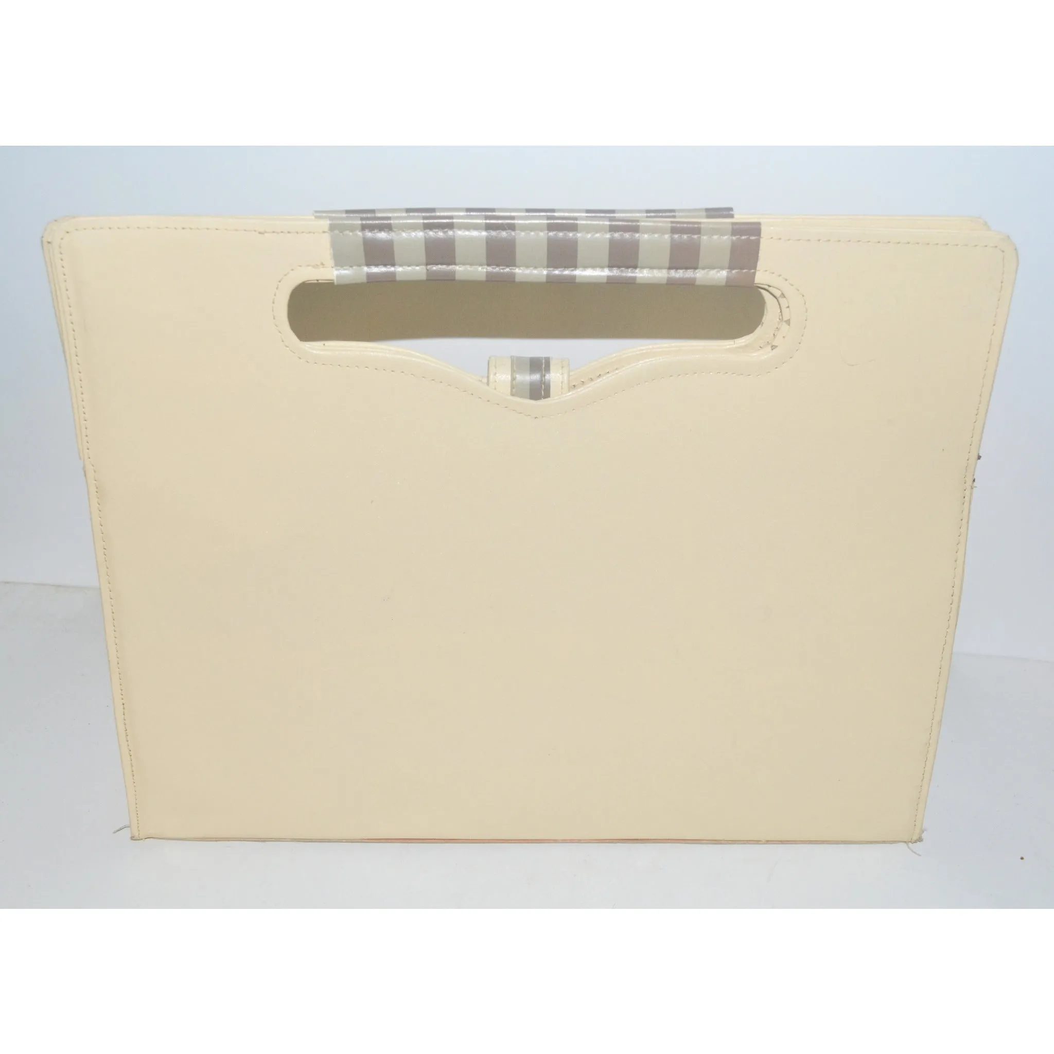 Chic Cream Leather Square Purse By Monaco