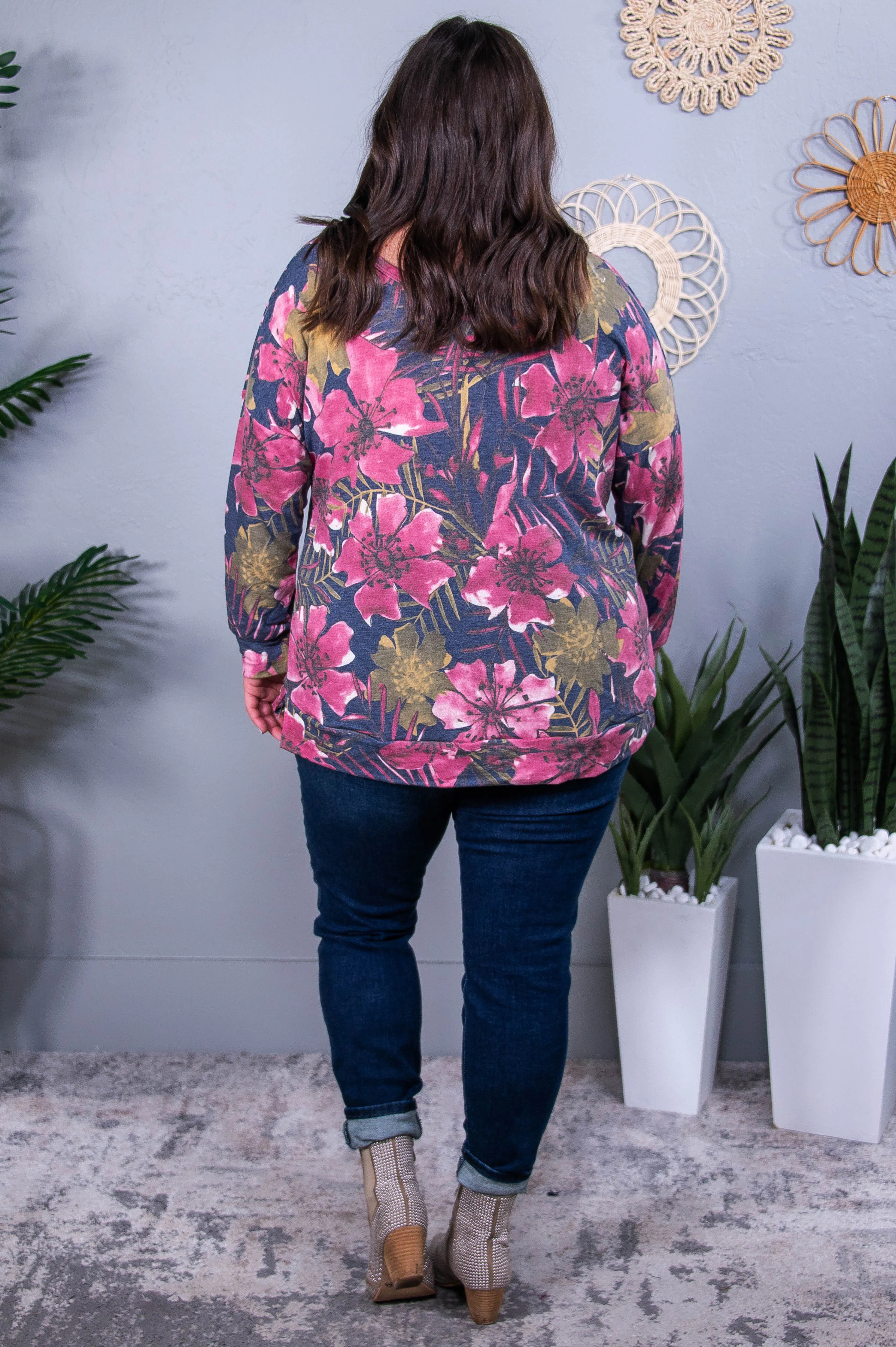 Cue The Chic Navy/Multi Color Floral Top - T10455NV
