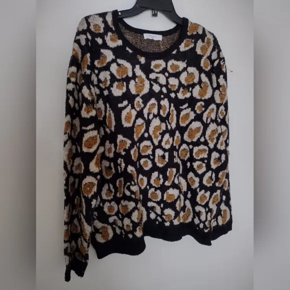 Elodie Sweater size XL