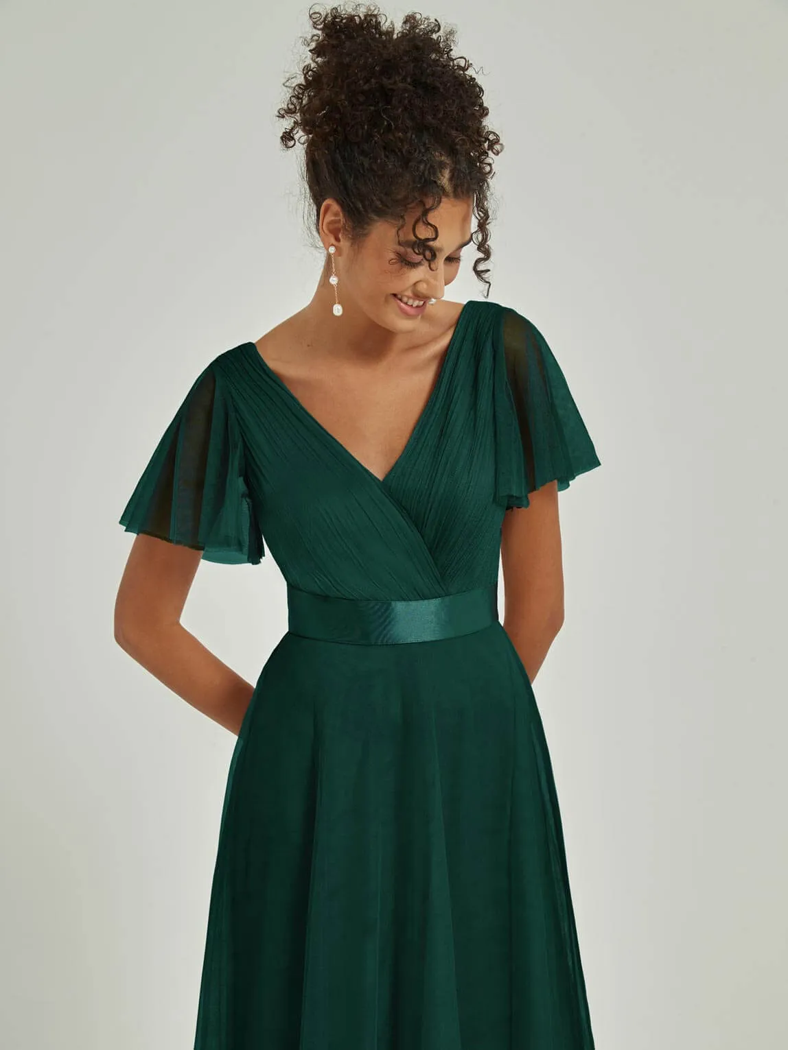 [Final Sale] Emerald Green Tulle V-Neck Ruffle Sleeves Floor Length Bridesmaid Gown