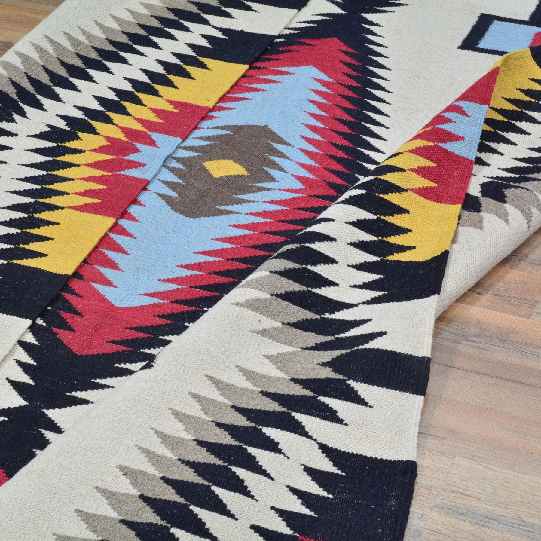 Hand-Woven Reversible Southwestern Design Handmade Wool Kilim (Size 6.0 X 8.10) Cwral-10332