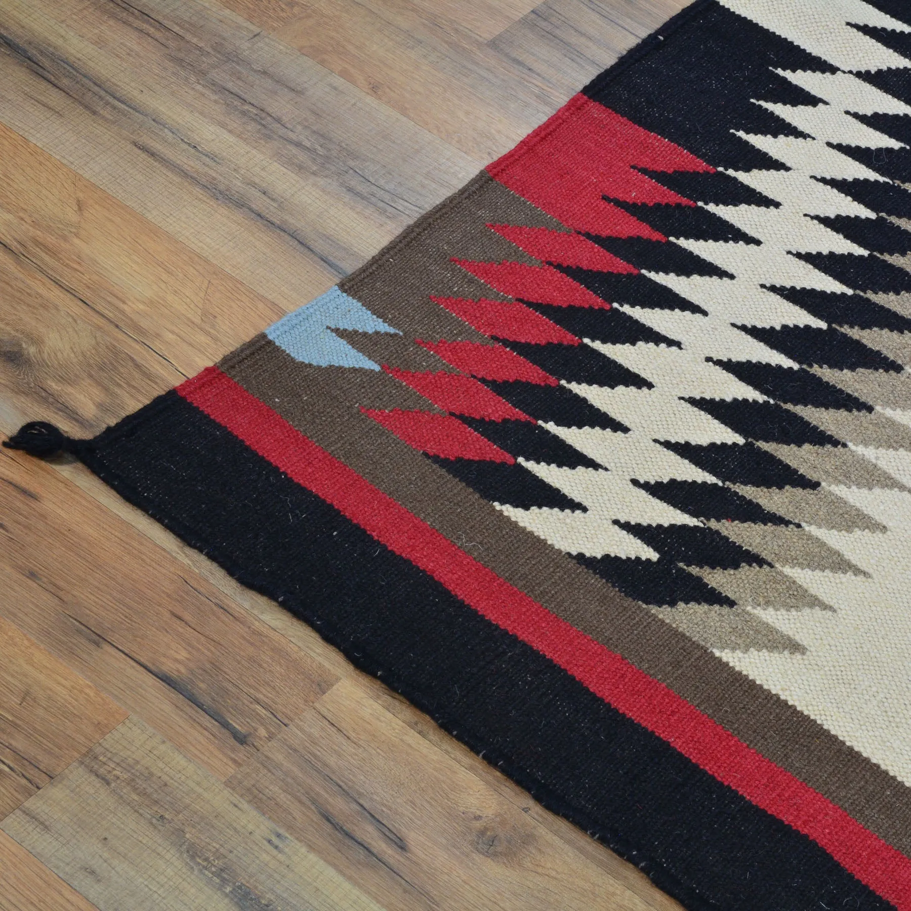 Hand-Woven Reversible Southwestern Design Handmade Wool Kilim (Size 6.0 X 8.10) Cwral-10332