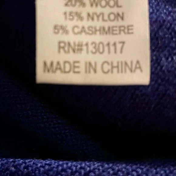 Like New Cashmere Wool Blend V-neck Sweater oversized Small Blue Feel the Piece