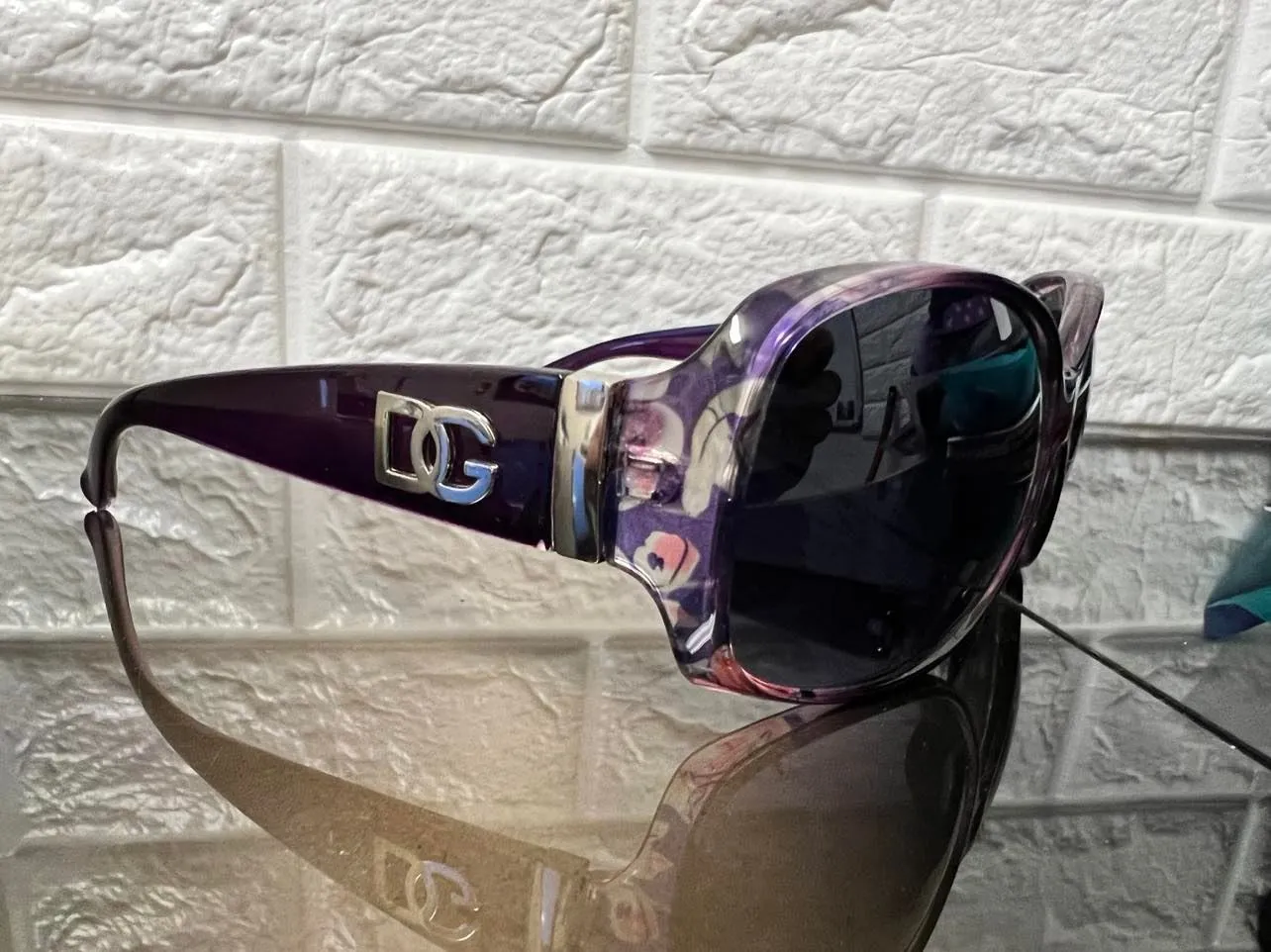 New Designer Rep. Sunglasses, 400 UV Protection! Stylish Gradient Lenses! Purple! 26450DG