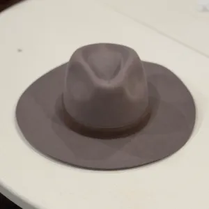 River Wide Brim Fedora | Light Grey