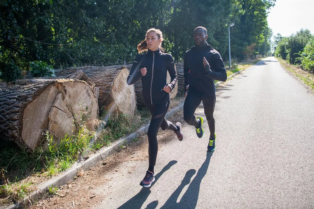 VESTE RUNNING HIVER FEMME CHAUDE KIPRUN WARM NOIR