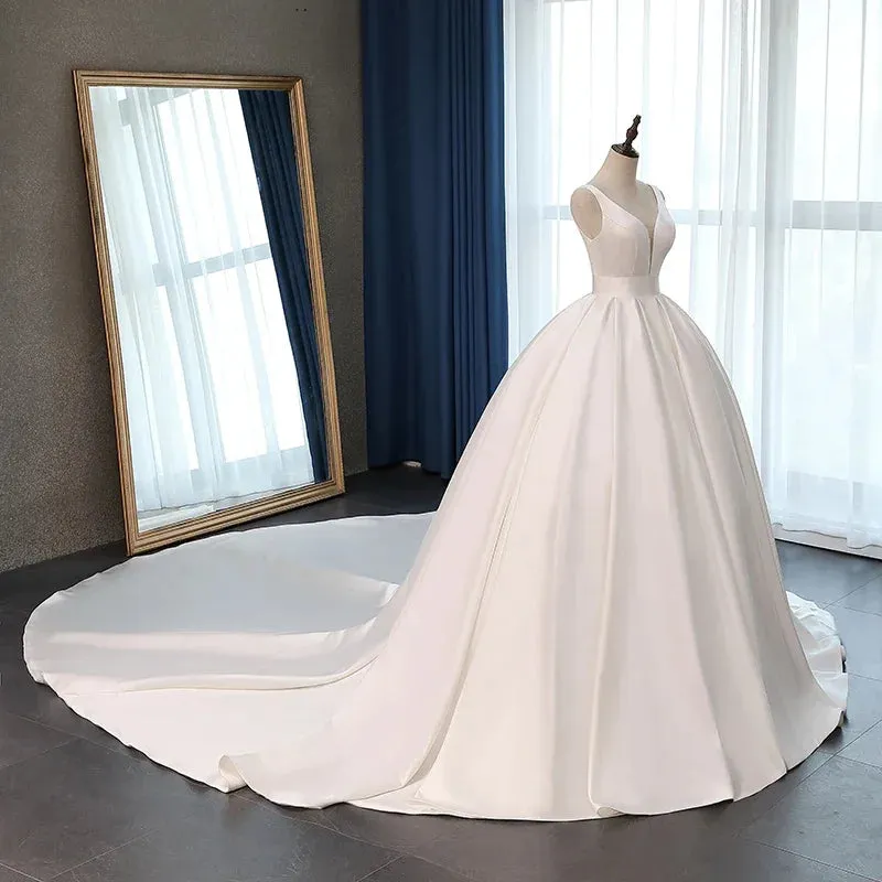 Wedding Guest Dresses: Elegant Wedding Dress Corset Long Train