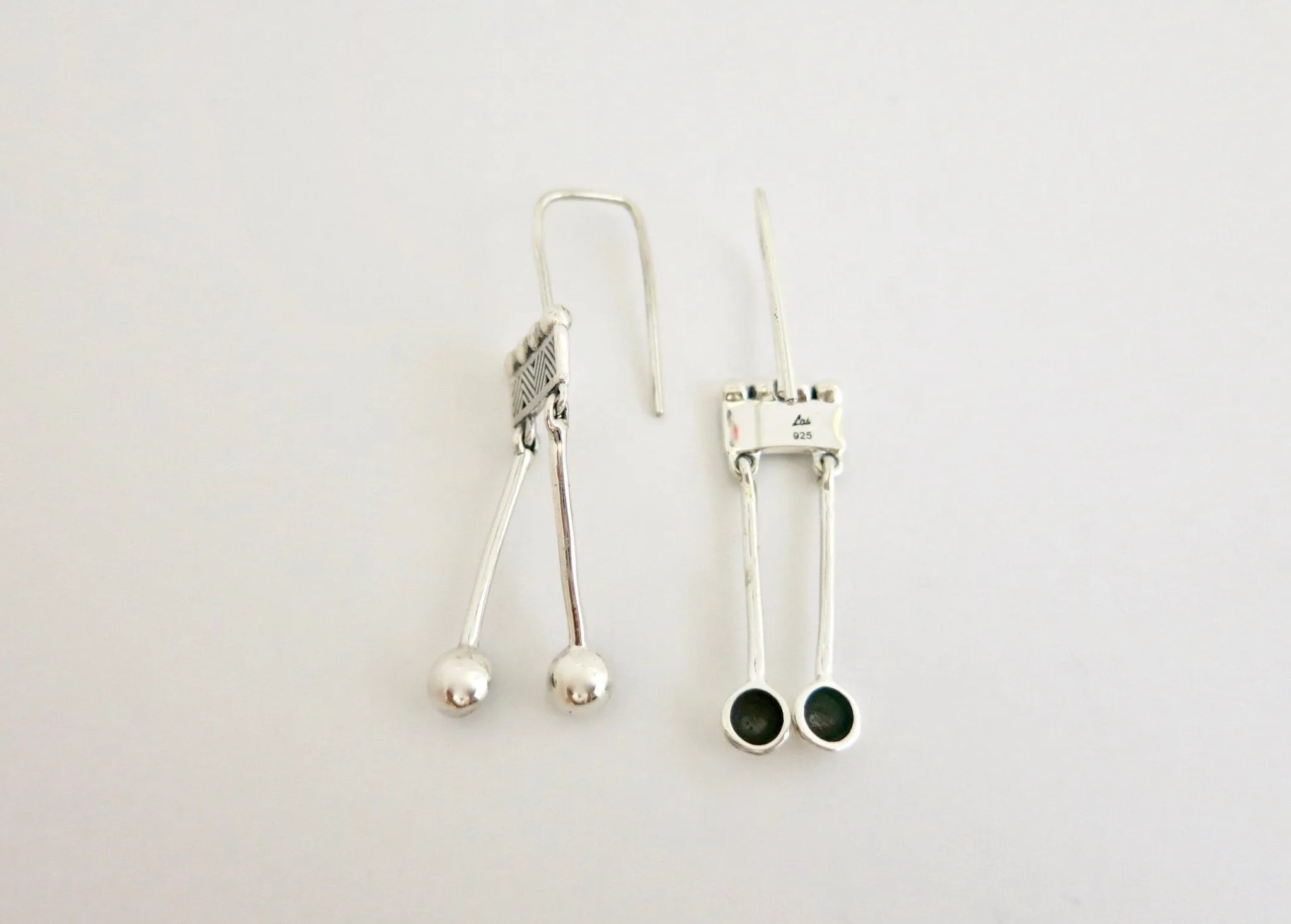 Won't-take-them-off, 'Kinari' rectangular fish hook danglers