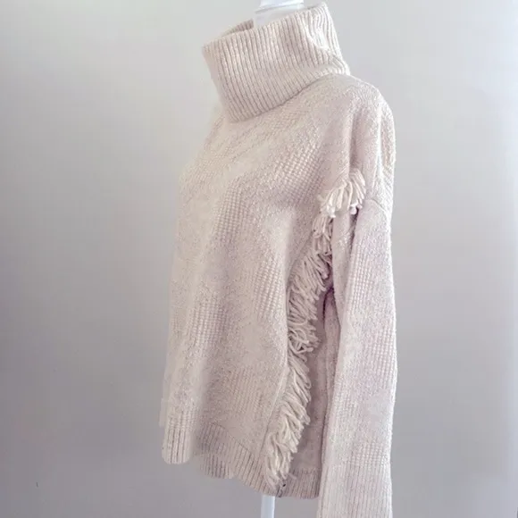 WoolRich oatmeal shaggy rug turtleneck sweater