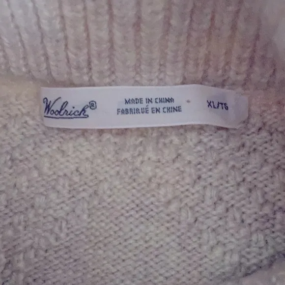 WoolRich oatmeal shaggy rug turtleneck sweater